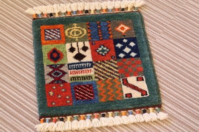 画像3: オーダー商品◇手織りトルコ絨毯 : 座布団サイズ NO28776